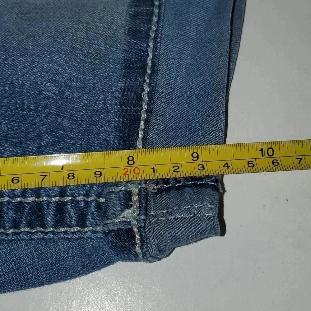 Lane Bryant Cuffed Blue Jean Shorts Size 14 - Picture 13 of 14